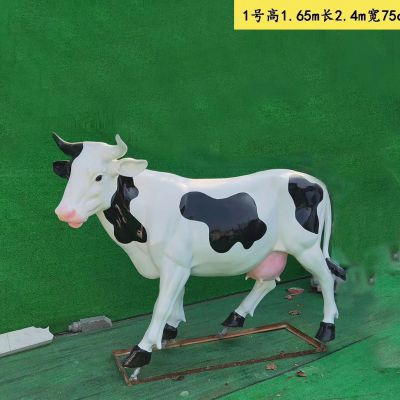 定制仿真奶牛戶外公園景觀需要多少錢？