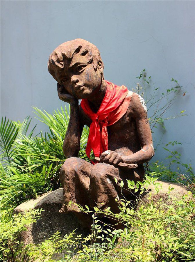 景區(qū)不銹鋼仿銅男孩看書(shū)思考的景觀書(shū)雕塑