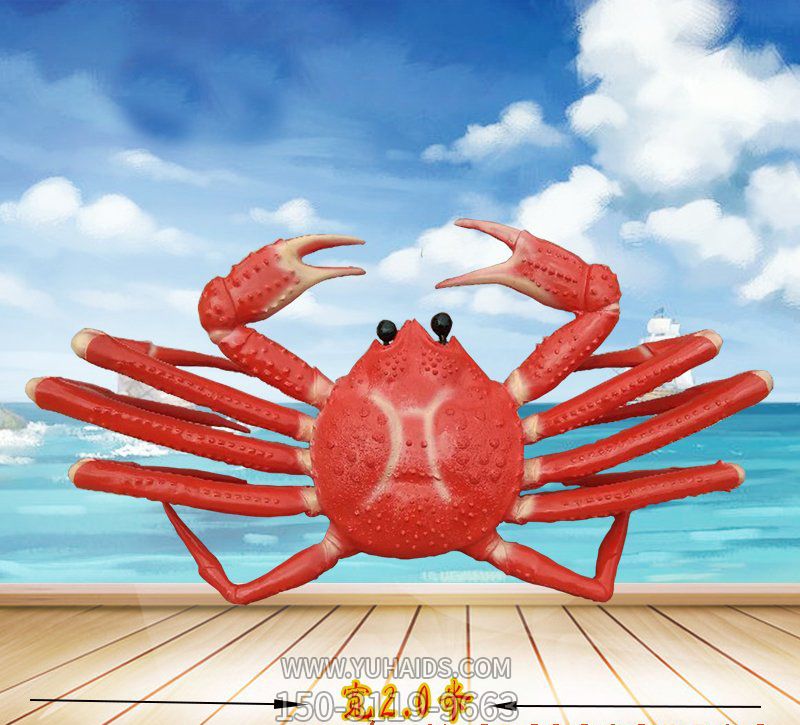 游樂場擺放紅色的玻璃鋼彩繪螃蟹雕塑
