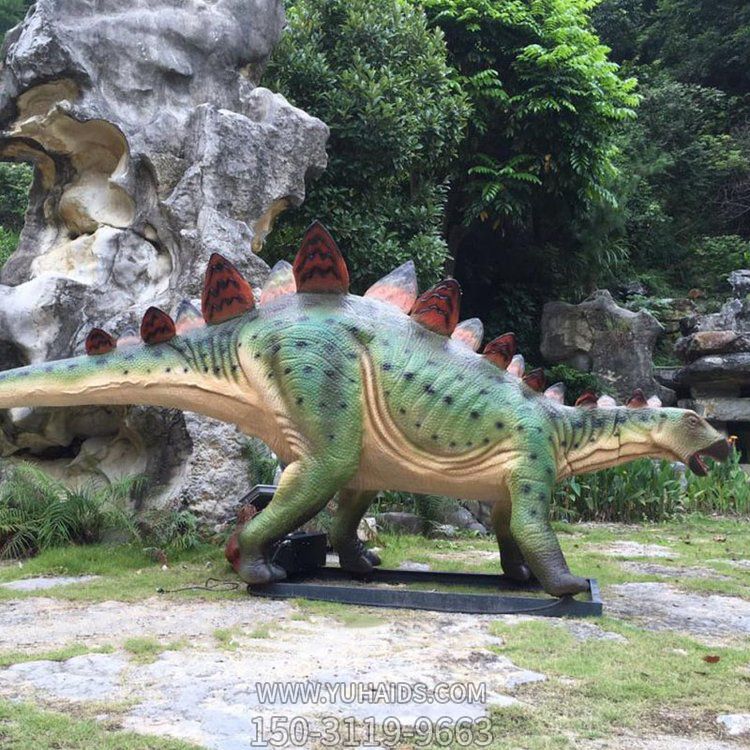 劍齒龍，玻璃鋼仿真恐龍仿生雕塑