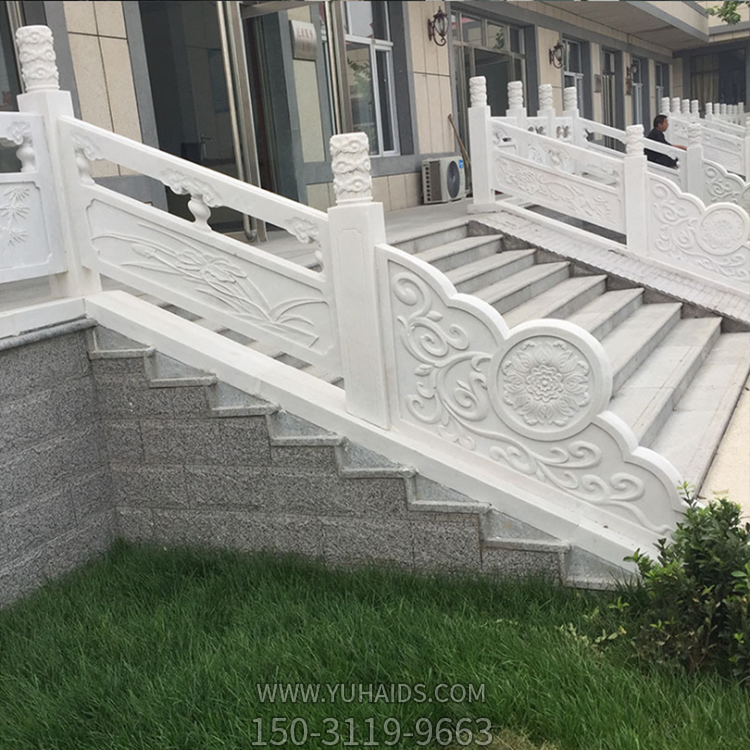 園林樓梯步道漢白玉石欄桿，云柱刻花石雕欄板雕塑