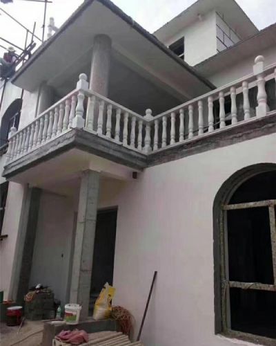 別墅陽臺裝飾漢白玉雕刻歐式防護(hù)欄桿石柱