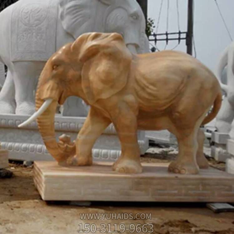 晚霞紅石雕大象銀行門口擺放鎮(zhèn)宅招財?shù)袼?>
                                <h2>晚霞紅石雕大象銀行門口擺放鎮(zhèn)宅招財?shù)袼?參數(shù)說明</h2>
                                                                        <table>
                                      <tr>
                                        <th>產(chǎn)品標(biāo)題</th>
                                        <td>晚霞紅石雕大象銀行門口擺放鎮(zhèn)宅招財?shù)袼?/td>
                                      </tr>
                                      <tr>
                                        <th>發(fā)布時間</th>
                                        <td>2023-06-07 10:01</td>
                                      </tr>
                                      <tr>
                                        <th>價格</th>
                                        <td><span>電話咨詢</td>
                                      </tr>
                                                                              <tr>
                                          <th>雕刻內(nèi)容</th>
                                          <td>大象</td>
                                        </tr>
                                                                              <tr>
                                          <th>制作材質(zhì)</th>
                                          <td>晚霞紅、石雕</td>
                                        </tr>
                                                                          </table>
                                <h2>晚霞紅石雕大象銀行門口擺放鎮(zhèn)宅招財?shù)袼?詳細(xì)說明</h2>
                                <p>玉海雕塑是一家綜合性的雕塑公司，擁有多款晚霞紅石雕大象銀行門口擺放鎮(zhèn)宅招財?shù)袼苣Ｐ?，可加工定制多種晚霞紅石雕大象銀行門口擺放鎮(zhèn)宅招財?shù)袼?，支持材質(zhì)、樣式、風(fēng)格、尺寸大小等方面的調(diào)整修改定制。我們所加工制作的晚霞紅石雕大象銀行門口擺放鎮(zhèn)宅招財?shù)袼苜|(zhì)優(yōu)價廉，遍布全國多個省市地區(qū)，想要了解更多案例圖片，請電話或微信咨詢。材質(zhì)、大小、樣式等都可以按需定制，還可根據(jù)您提供給的晚霞紅石雕大象銀行門口擺放鎮(zhèn)宅招財?shù)袼軜訄D進(jìn)行制作！如有相關(guān)需求，歡迎致電（微信同號）：<span>150-3119-9663</span></p>
                                                                <div   class=