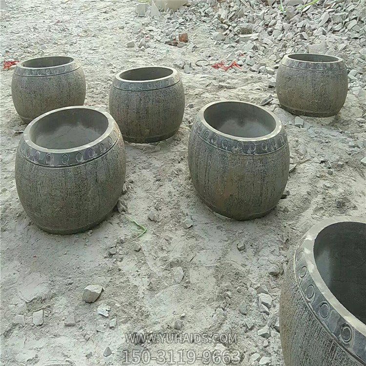 柱墩石，青石柱墩雕塑