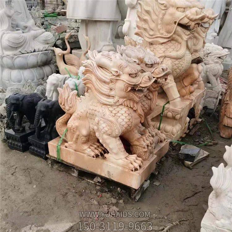 庭院村口仿古做舊動(dòng)物 石雕獅子一對(duì) 鎮(zhèn)宅招財(cái)?shù)袼?>
                                <h2>庭院村口仿古做舊動(dòng)物 石雕獅子一對(duì) 鎮(zhèn)宅招財(cái)?shù)袼?參數(shù)說(shuō)明</h2>
                                                                        <table>
                                      <tr>
                                        <th>產(chǎn)品標(biāo)題</th>
                                        <td>庭院村口仿古做舊動(dòng)物 石雕獅子一對(duì) 鎮(zhèn)宅招財(cái)?shù)袼?/td>
                                      </tr>
                                      <tr>
                                        <th>發(fā)布時(shí)間</th>
                                        <td>2023-06-07 10:31</td>
                                      </tr>
                                      <tr>
                                        <th>價(jià)格</th>
                                        <td><span>電話咨詢</td>
                                      </tr>
                                                                              <tr>
                                          <th>雕刻內(nèi)容</th>
                                          <td>動(dòng)物、獅子、動(dòng)物</td>
                                        </tr>
                                                                              <tr>
                                          <th>制作材質(zhì)</th>
                                          <td>石雕</td>
                                        </tr>
                                                                              <tr>
                                          <th>其他</th>
                                          <td>仿古</td>
                                        </tr>
                                                                          </table>
                                <h2>庭院村口仿古做舊動(dòng)物 石雕獅子一對(duì) 鎮(zhèn)宅招財(cái)?shù)袼?詳細(xì)說(shuō)明</h2>
                                <p>玉海雕塑是一家綜合性的雕塑公司，擁有多款庭院村口仿古做舊動(dòng)物雕塑模型，可加工定制多種庭院村口仿古做舊動(dòng)物雕塑，支持材質(zhì)、樣式、風(fēng)格、尺寸大小等方面的調(diào)整修改定制。我們所加工制作的庭院村口仿古做舊動(dòng)物雕塑質(zhì)優(yōu)價(jià)廉，遍布全國(guó)多個(gè)省市地區(qū)，想要了解更多案例圖片，請(qǐng)電話或微信咨詢。材質(zhì)、大小、樣式等都可以按需定制，還可根據(jù)您提供給的庭院村口仿古做舊動(dòng)物雕塑樣圖進(jìn)行制作！如有相關(guān)需求，歡迎致電（微信同號(hào)）：<span>150-3119-9663</span></p>
                                                                <div   class=