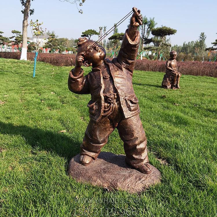 打彈弓，80年代小男孩雕塑