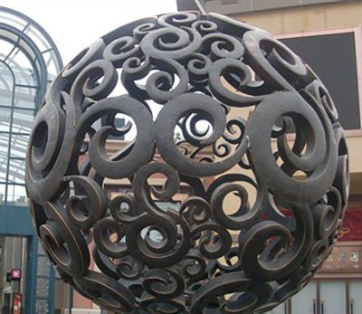 花園創(chuàng)意抽象不銹鋼鏤空球雕塑