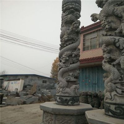 青石石雕戶(hù)外園林景觀龍柱雕塑