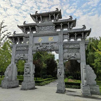 村口景區(qū)青石浮雕門(mén)樓牌坊