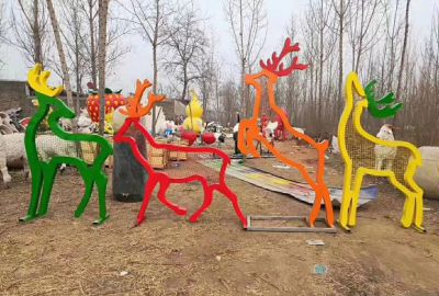 戶外景區(qū)玻璃鋼彩繪抽象藝術(shù)梅花鹿雕塑
