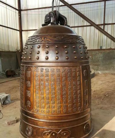 景區(qū)園林擺放古代銅鐘雕塑