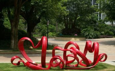 愛(ài)心雕塑戶(hù)外公園抽象不銹鋼紅色愛(ài)心雕塑