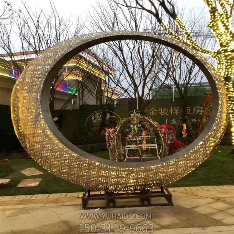 不銹鋼鏤空金屬戶外大型圓環(huán)擺件雕塑