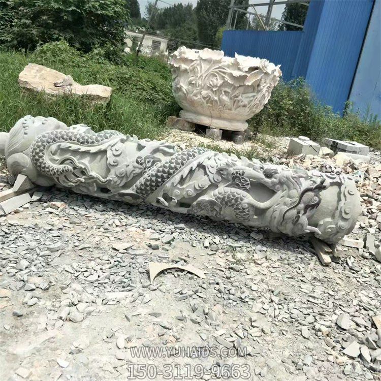 青石龍柱，高浮雕龍紋柱子雕塑
