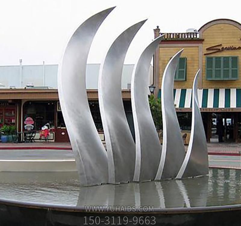 不銹鋼抽象鏡面創(chuàng)意翅膀雕塑