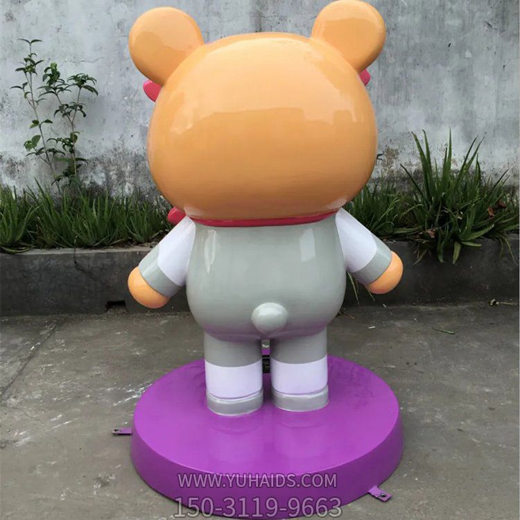 游樂(lè)園玻璃鋼卡通戶外園林小熊雕塑