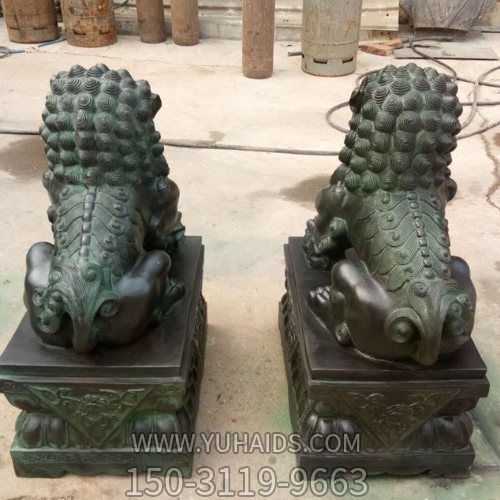 企業(yè)門口擺放大型銅獅子雕塑