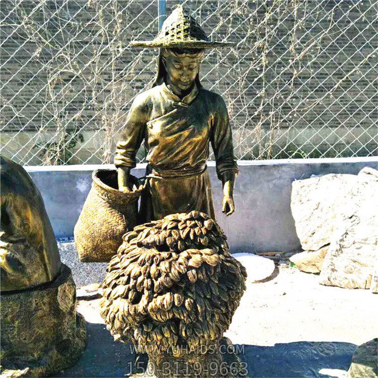 收稻子，玻璃鋼仿銅民俗生活秋收場景雕塑