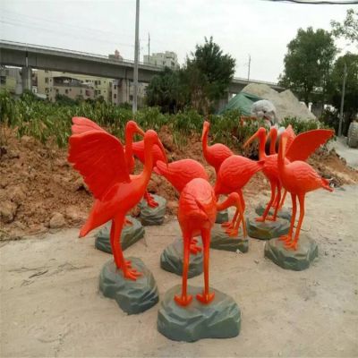 戶外園林噴泉水景玻璃鋼抽象火烈鳥(niǎo)雕塑