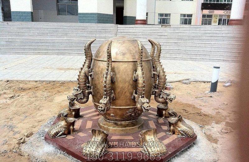 廣場創(chuàng)意鑄銅地動(dòng)儀雕塑