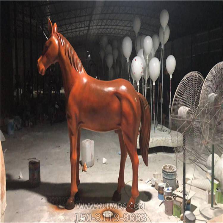 玻璃鋼仿真動(dòng)物景觀馬雕塑