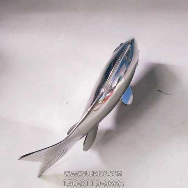 不銹鋼鏡面抽象小魚(yú)擺件雕塑