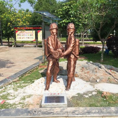 “守護者”消防主題人物雕塑，玻璃鋼仿銅人物