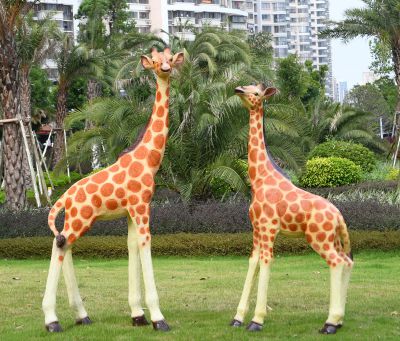 玻璃鋼仿真動物景觀裝飾品長頸鹿雕塑