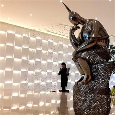 商場(chǎng)創(chuàng)意不銹鋼抽象思考的抽象人物雕塑