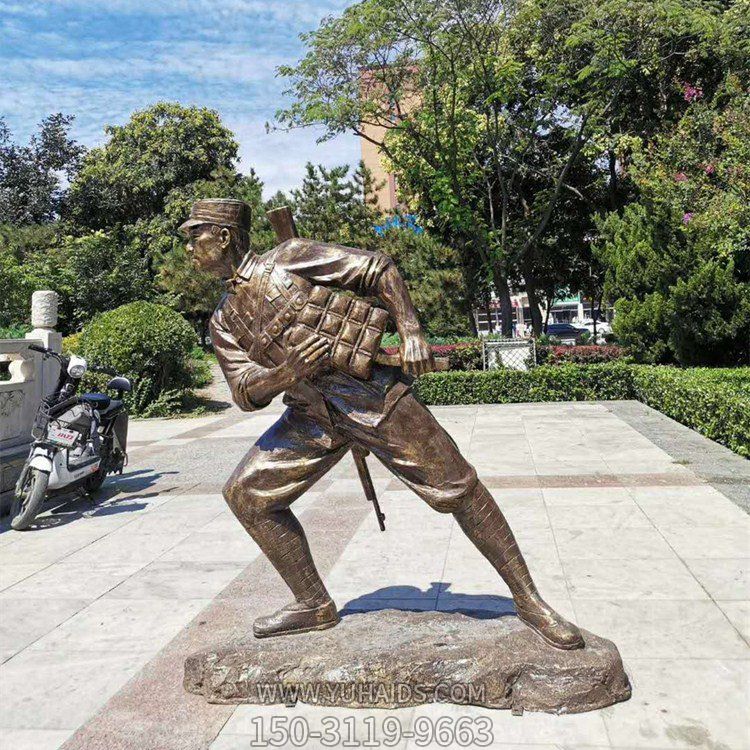 沖鋒，玻璃鋼仿銅戰(zhàn)士士兵雕塑