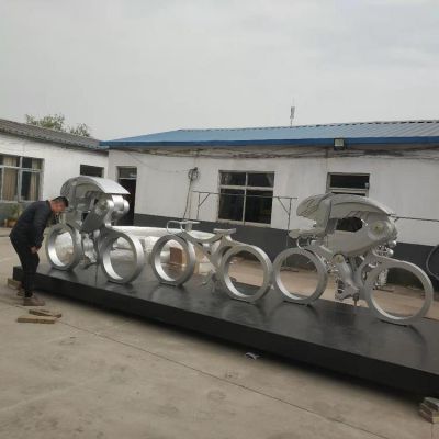 不銹鋼幾何抽象戶外園林騎行的人物景觀