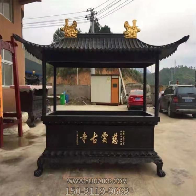 銅雕焚香爐，寺廟帶頂方形香爐雕塑