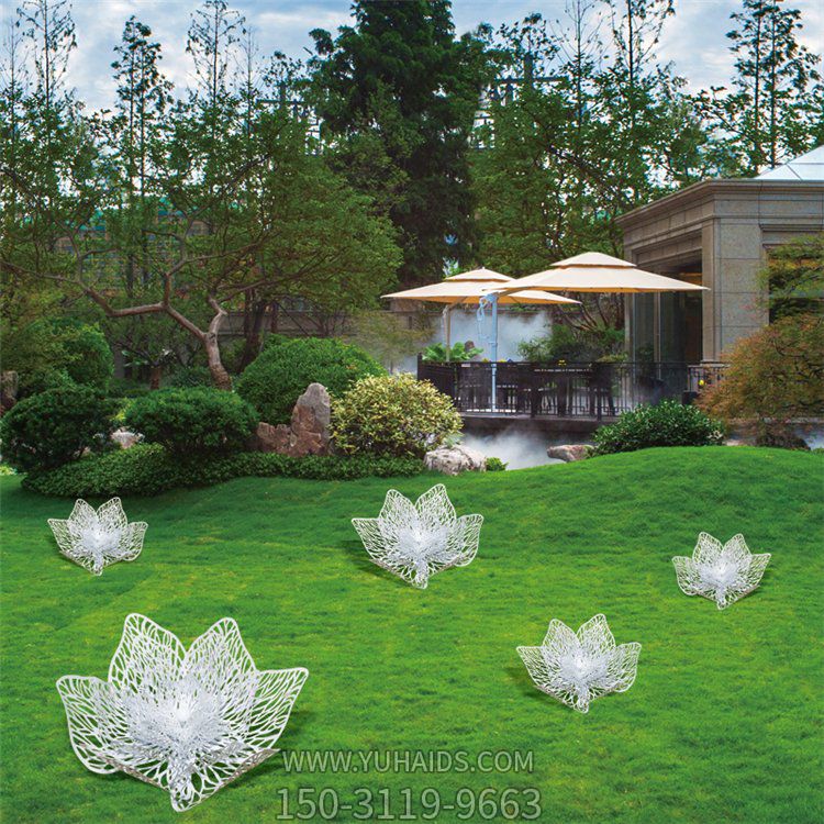 鐵藝花，網(wǎng)格鏤空花朵雕塑