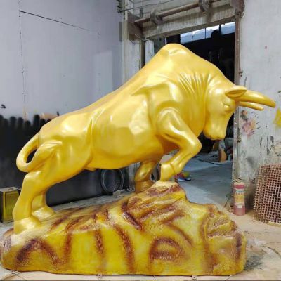 戶外園林玻璃鋼大型農(nóng)耕牛雕塑