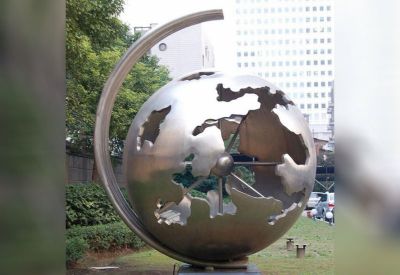 公園廣場(chǎng)創(chuàng)意抽象藝術(shù)鏡面不銹鋼地球儀雕塑