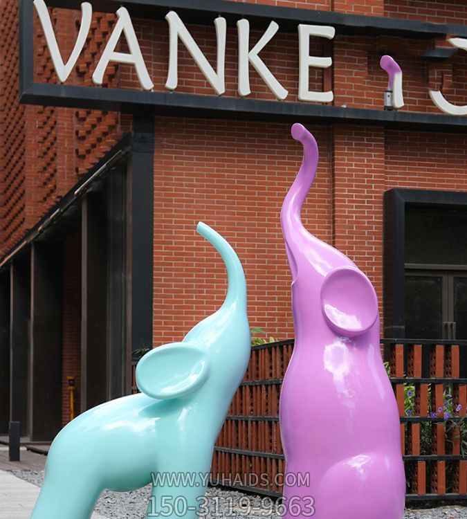 商場(chǎng)創(chuàng)意玻璃鋼彩繪抽象動(dòng)物大象雕塑