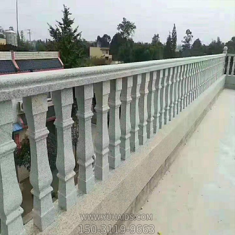 別墅陽臺(tái)安裝花崗巖雕刻歐式防護(hù)欄桿石柱雕塑