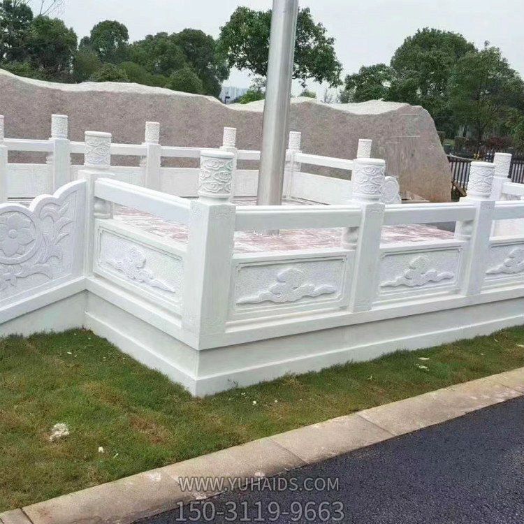 大理石欄桿學(xué)校廣場擺放漢白玉升旗臺(tái)雕塑