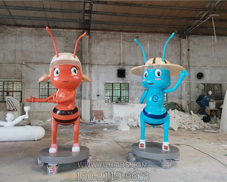 玻璃鋼卡通螞蟻公仔商場室內(nèi)裝飾擺件雕塑