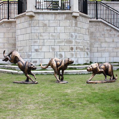 公園仿銅創(chuàng)意，鑄造、噴漆金錢豹雕塑