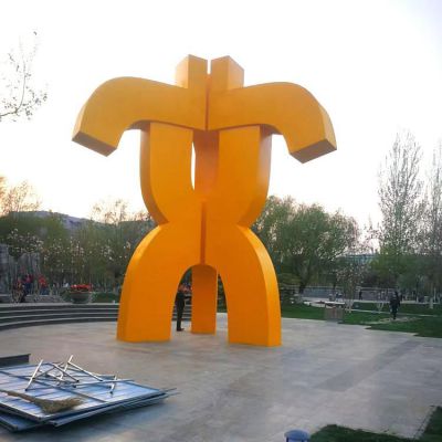 廣場擺放大型不銹鋼景觀標(biāo)識(shí)雕塑