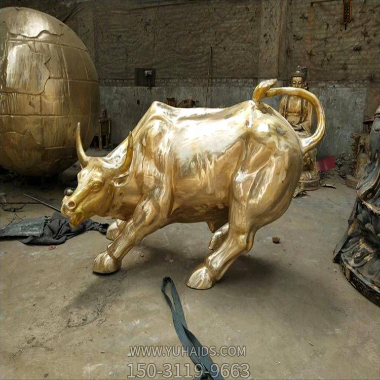 廣場大型黃銅噴金烤漆創(chuàng)意華爾街牛雕塑