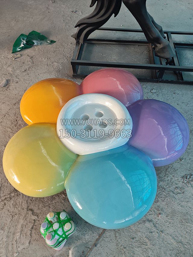 玻璃鋼花朵門(mén)頭裝飾雕塑