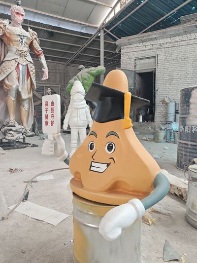 玻璃鋼卡通鼻子雕塑公仔