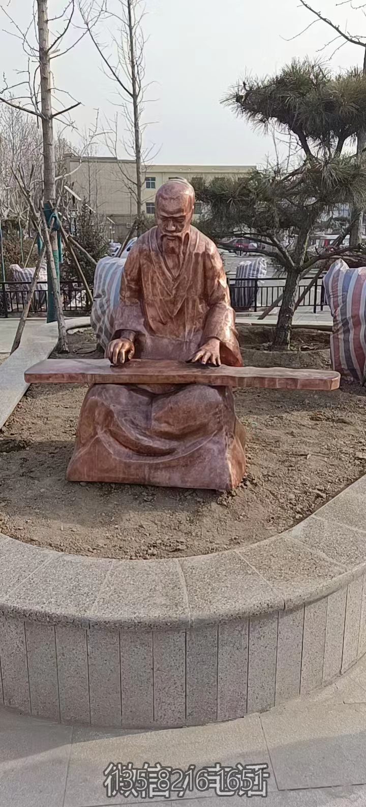 紫銅鍛造人物圓雕