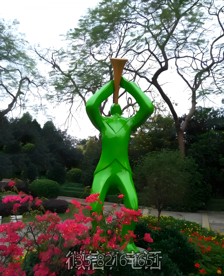 花園景觀裝飾擺件玻璃鋼吹嗩吶的抽象人物雕塑