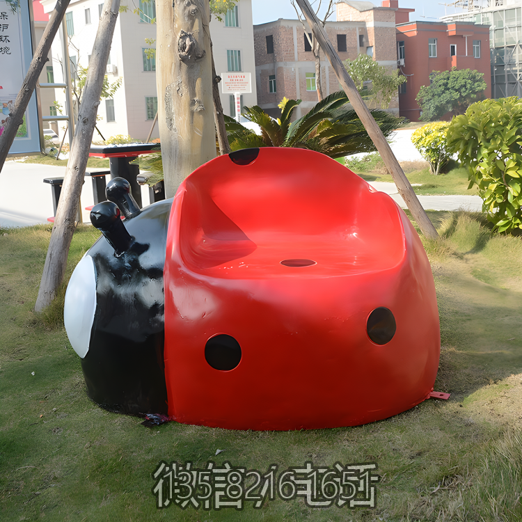 游樂園美陳擺件玻璃鋼卡通七星瓢蟲座椅雕塑 游樂園美陳擺件玻璃鋼卡通七星瓢蟲座椅雕塑