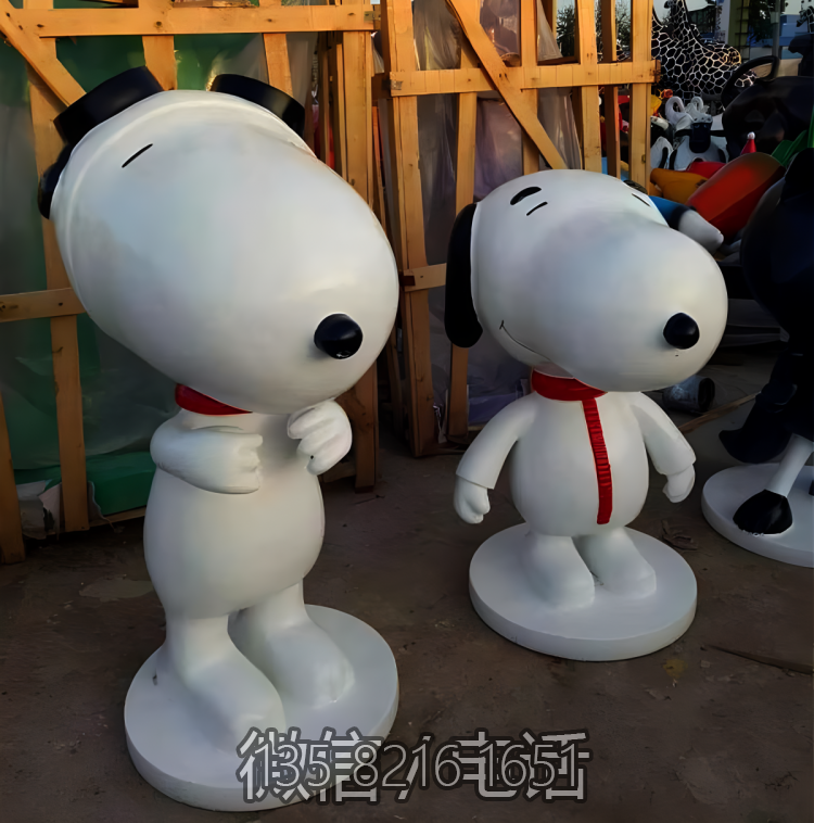 花園造景創(chuàng)意玻璃鋼卡通動物擺件Snoopy雕塑