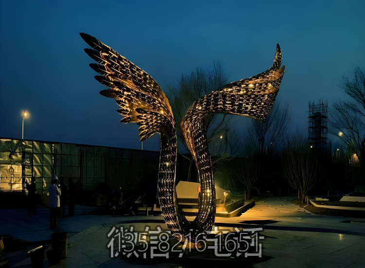 不銹鋼鏤空發(fā)光抽象翅膀雕塑