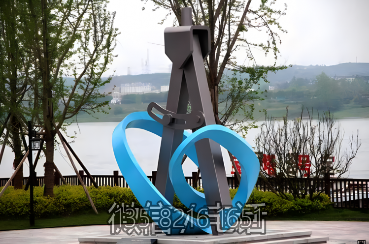 不銹鋼圓規(guī)雕塑